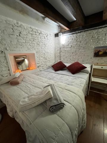 Airbhouse Private Rooms & Apartments Sevilha Quarto foto